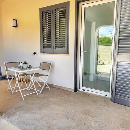 Casa Olivares トッレ・ラピッロ